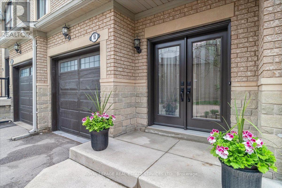 












10 - 2250 ROCKINGHAM DRIVE

,
Oakville,




Ontario
L6H6J3

