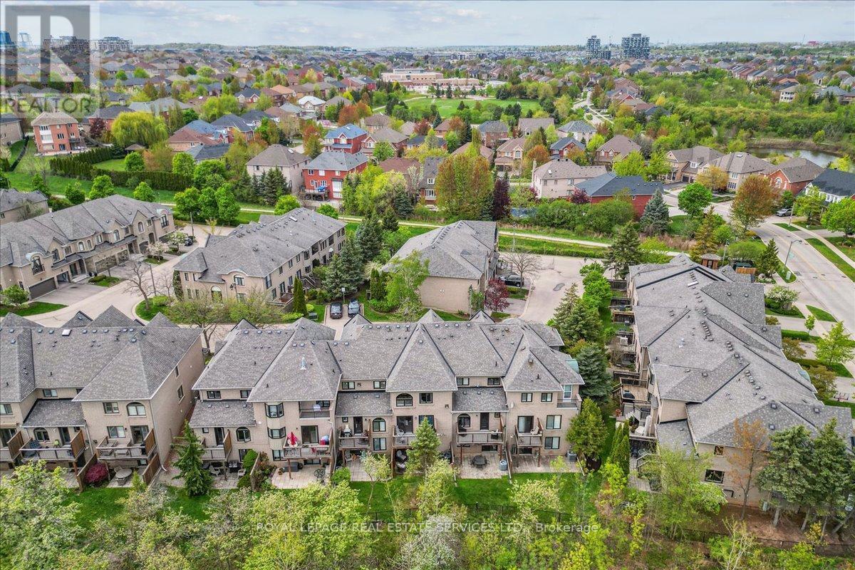












10 - 2250 ROCKINGHAM DRIVE

,
Oakville,




Ontario
L6H6J3

