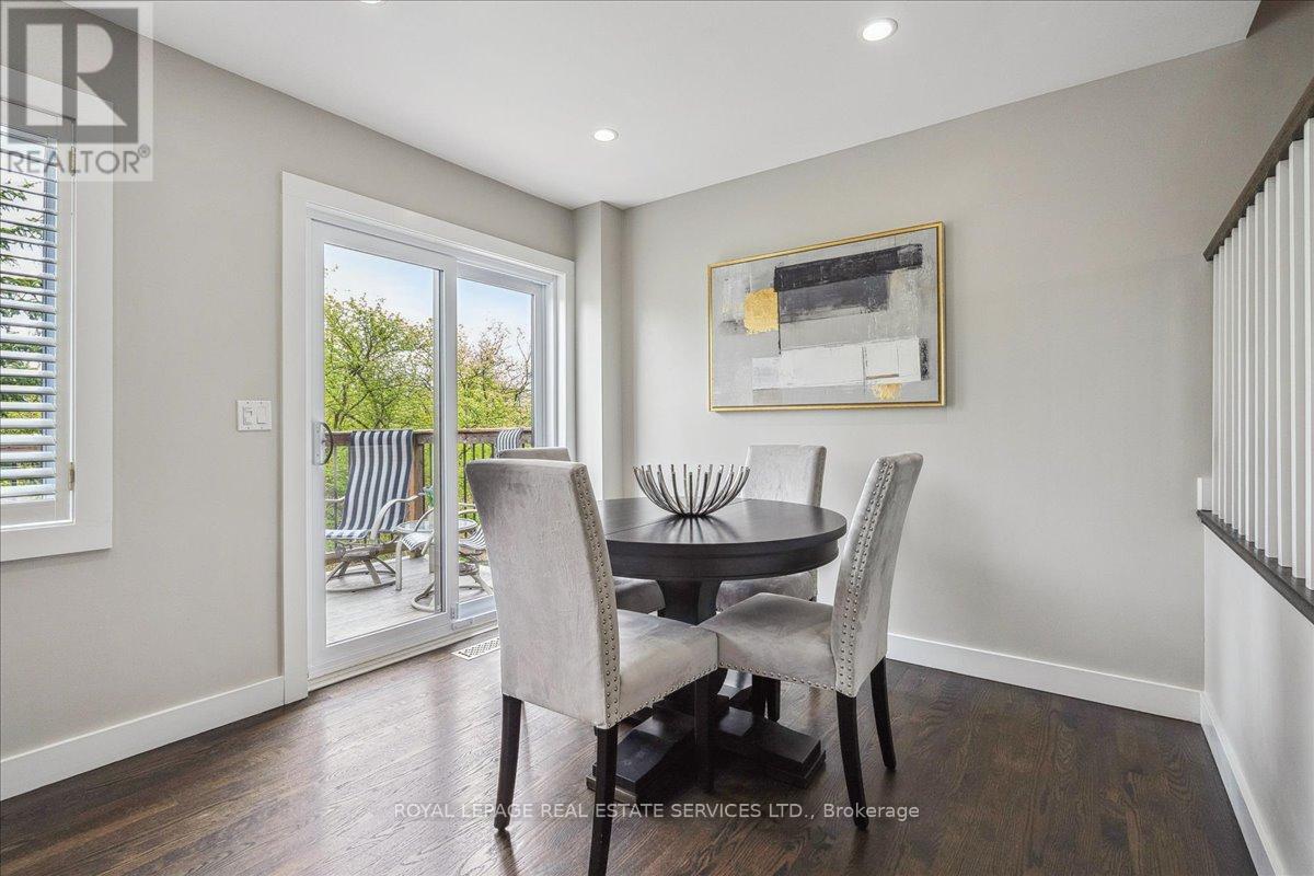 












10 - 2250 ROCKINGHAM DRIVE

,
Oakville,




Ontario
L6H6J3

