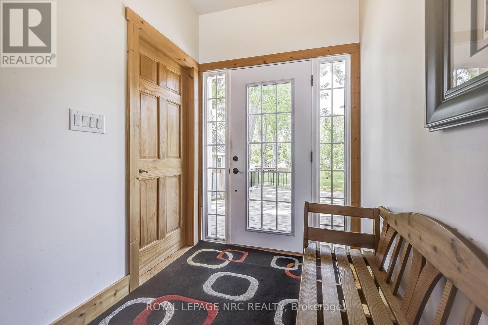 












10849 LAKESHORE ROAD W

,
Wainfleet (Lakeshore),




Ontario
L3K5V4

