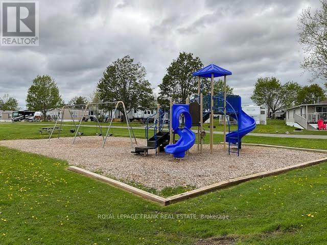 












1 GRANDVIEW AVENUE

,
Otonabee-South Monaghan,




Ontario
K0L2G0

