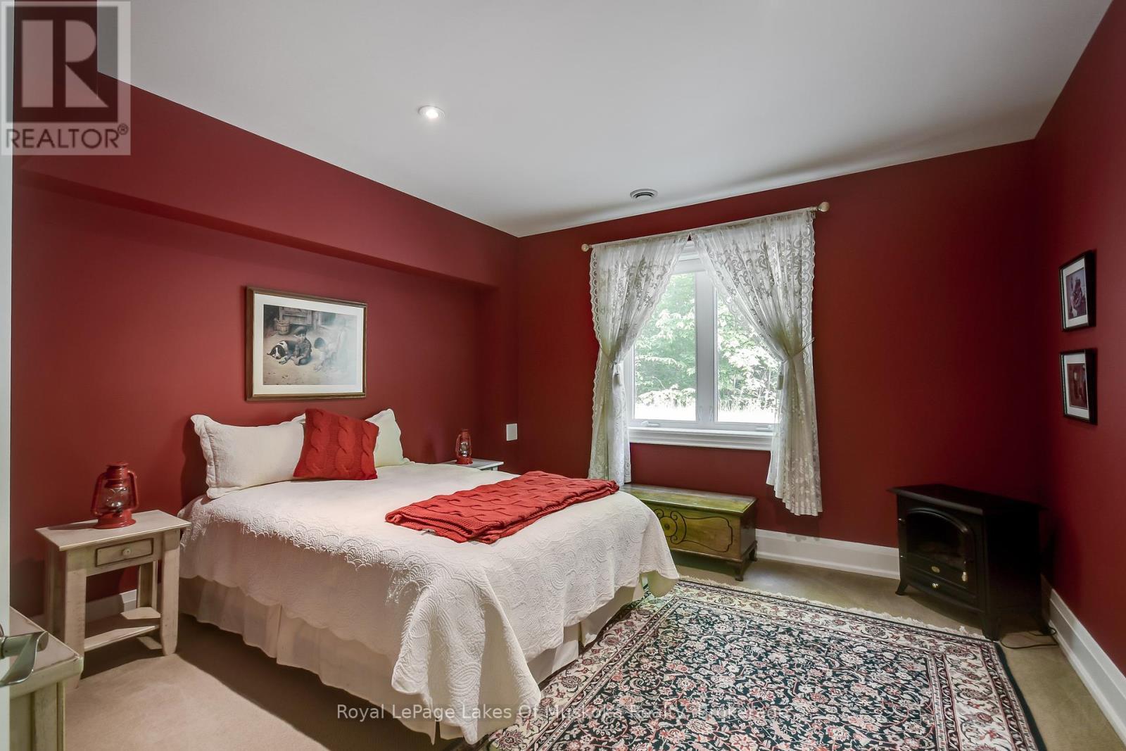 












759 WILLIAMSPORT ROAD

,
Huntsville (Chaffey),




Ontario
P1H2J4

