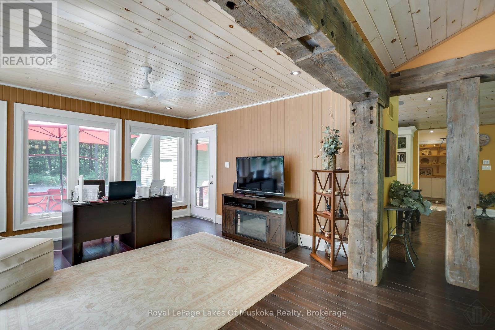 












759 WILLIAMSPORT ROAD

,
Huntsville (Chaffey),




Ontario
P1H2J4

