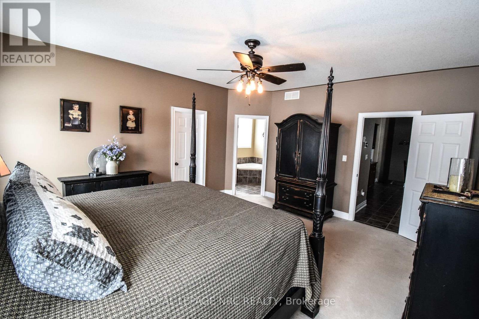 












870 CENTRALIA AVENUE N

,
Fort Erie (Ridgeway),




Ontario
L0S1N0

