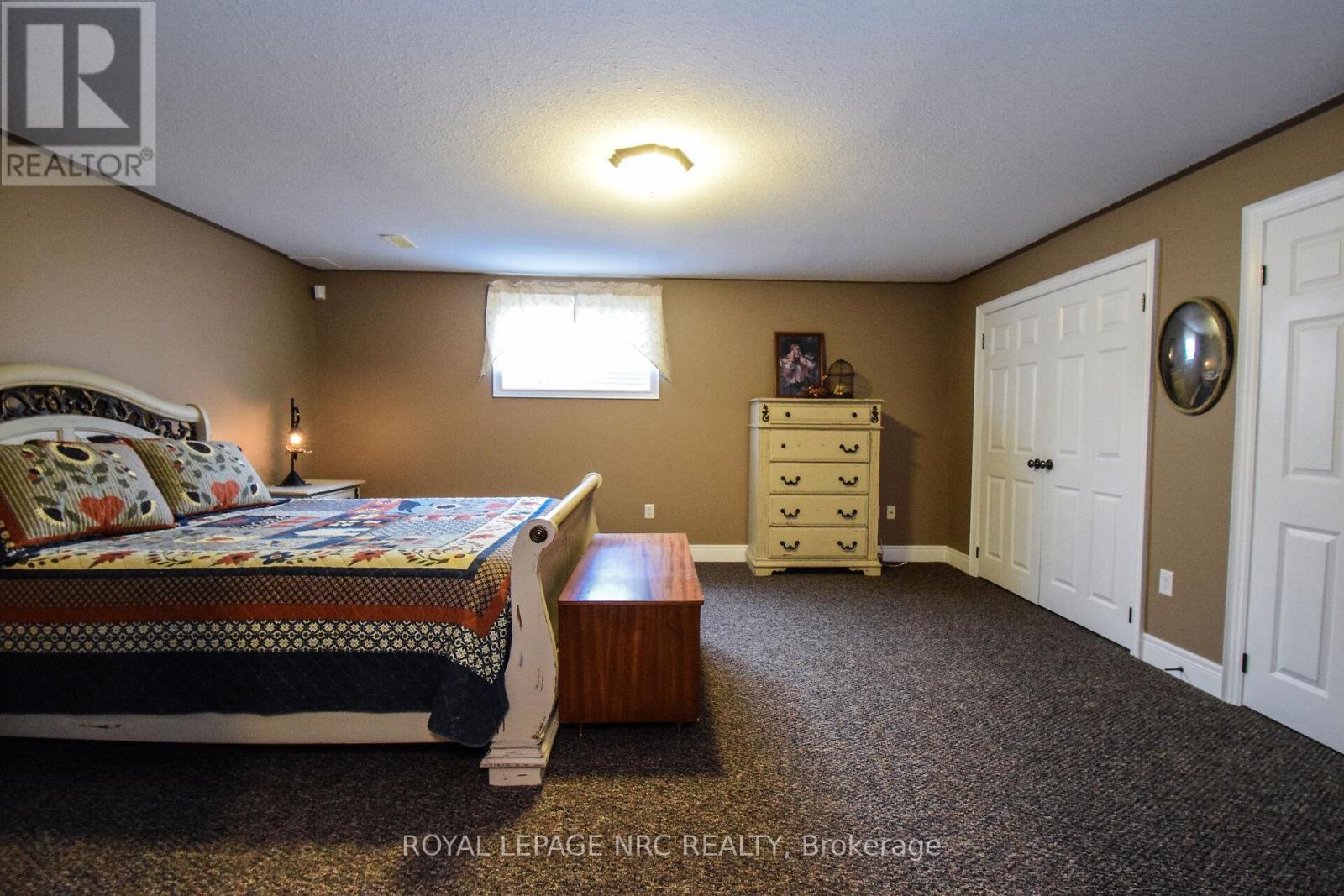 












870 CENTRALIA AVENUE N

,
Fort Erie (Ridgeway),




Ontario
L0S1N0

