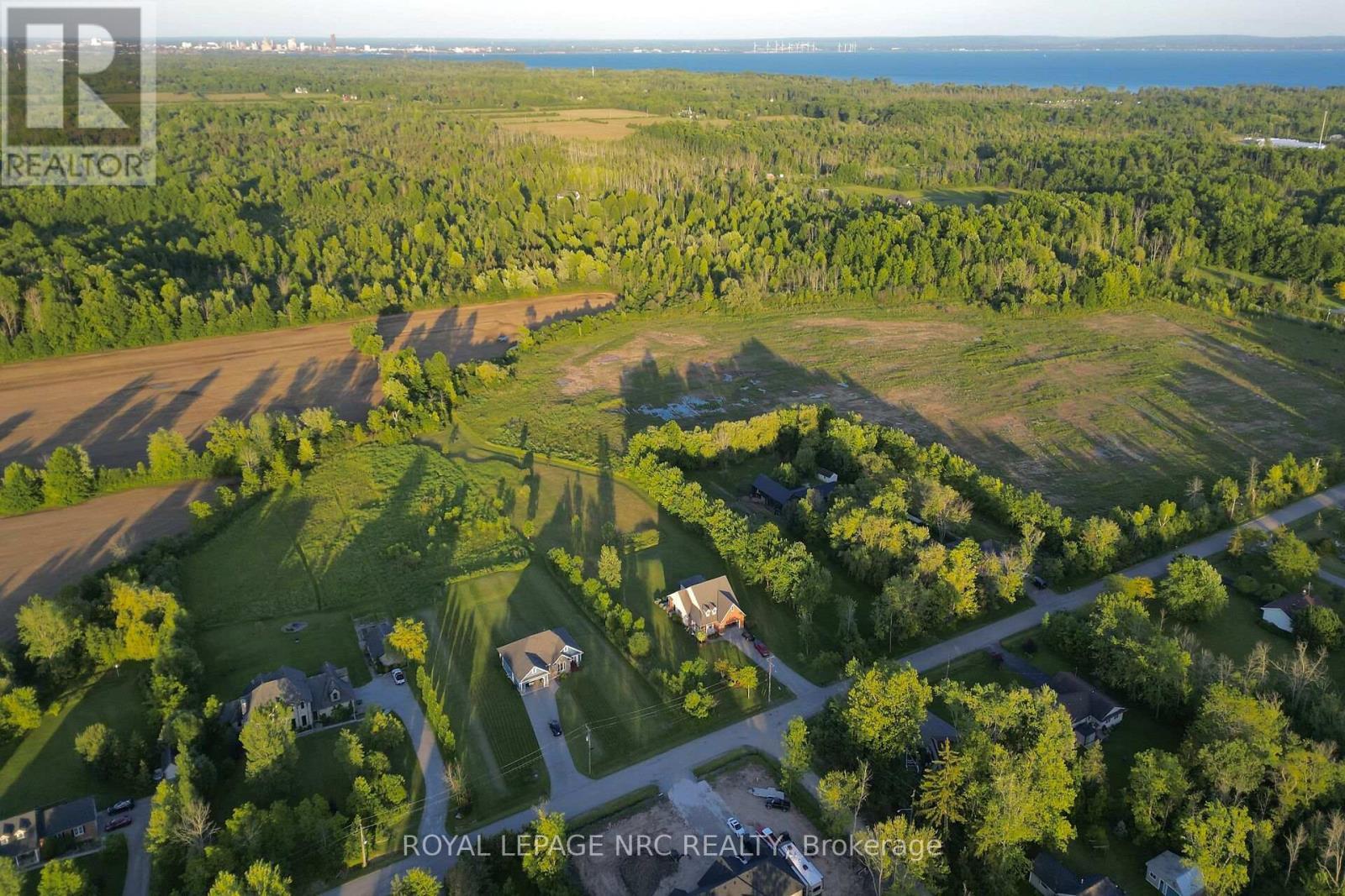 












870 CENTRALIA AVENUE N

,
Fort Erie (Ridgeway),




Ontario
L0S1N0

