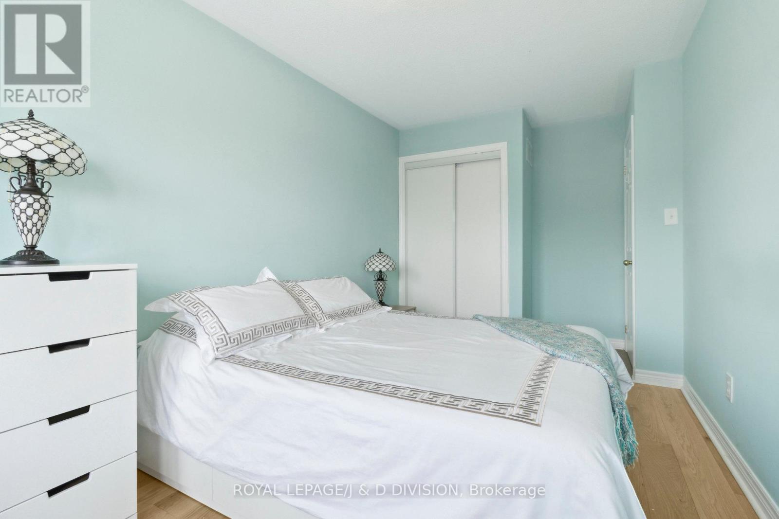 












187 TOM TAYLOR CRESCENT

,
Newmarket,




Ontario
L3X3E9

