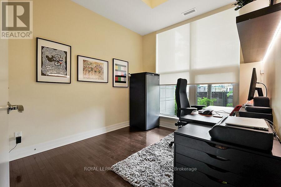 












75 CLEARY AVENUE

,
Ottawa,




Ontario
K2A1R8


