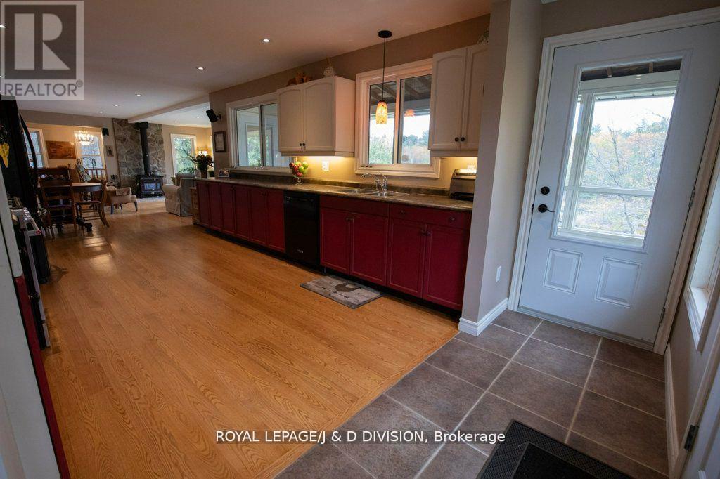 












50 FIRE ROUTE 10B

,
North Kawartha,




Ontario
K0L3E0

