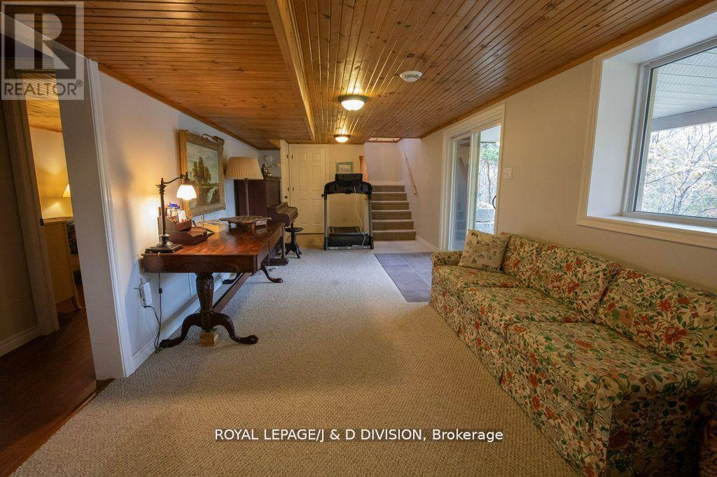 












50 FIRE ROUTE 10B

,
North Kawartha,




Ontario
K0L3E0

