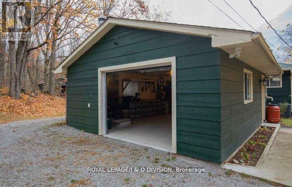 












50 FIRE ROUTE 10B

,
North Kawartha,




Ontario
K0L3E0


