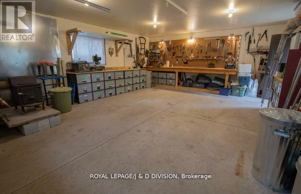 












50 FIRE ROUTE 10B

,
North Kawartha,




Ontario
K0L3E0

