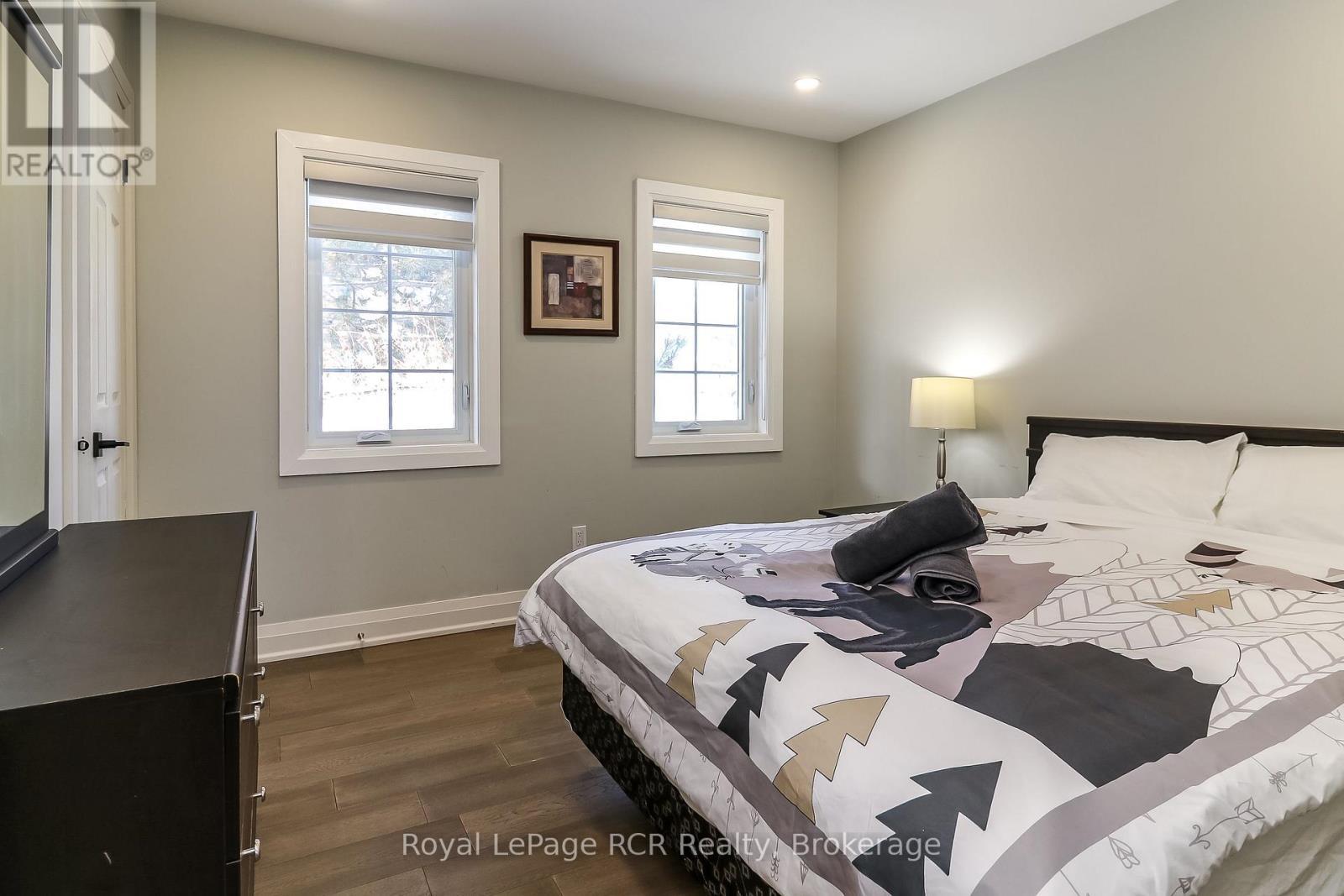 












22 - 162 SETTLERS WAY

,
Blue Mountains,




Ontario
L9Y0M4

