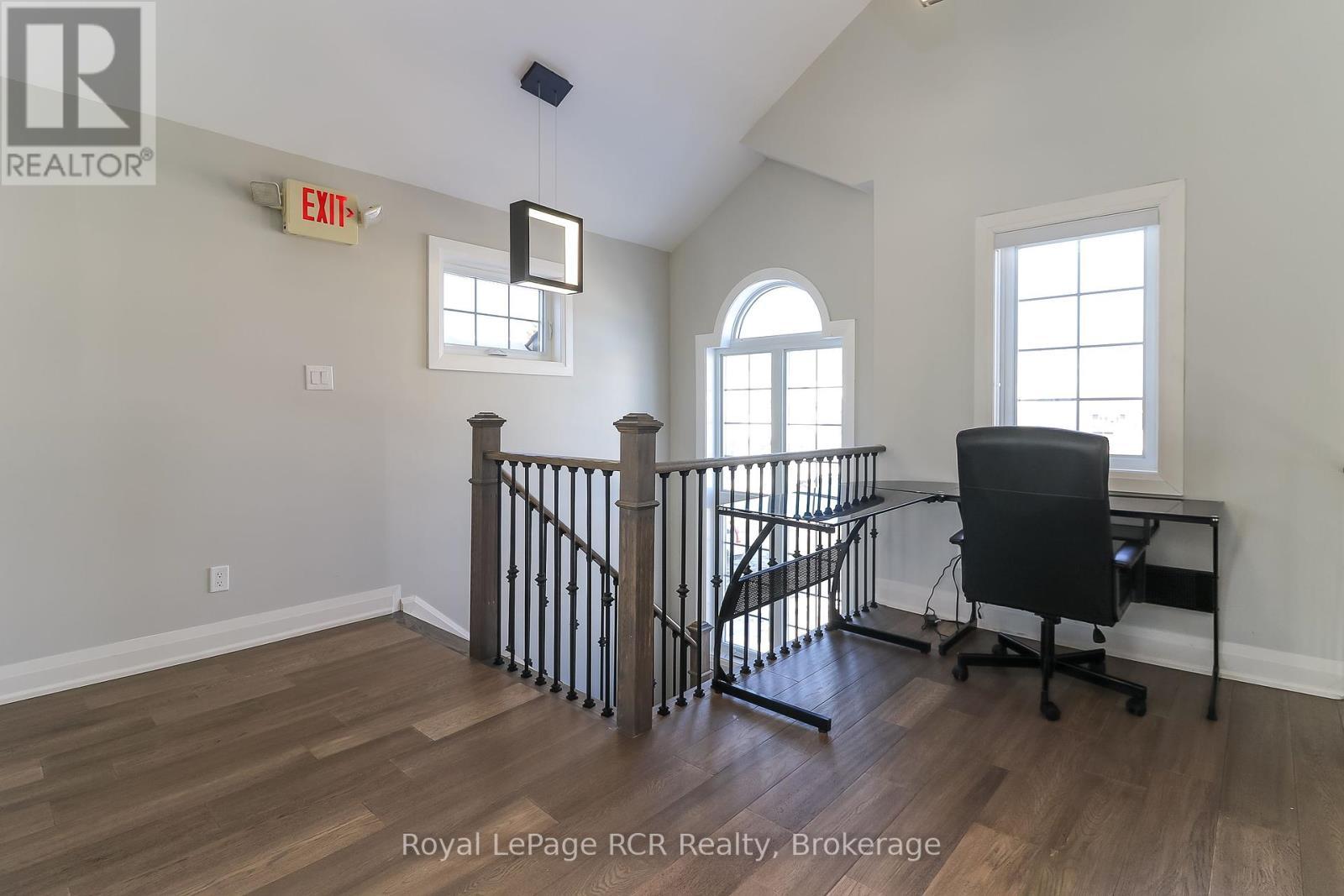 












22 - 162 SETTLERS WAY

,
Blue Mountains,




Ontario
L9Y0M4


