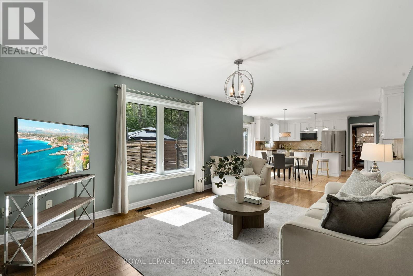 












20 GALLOWAY CRESCENT

,
Uxbridge,




Ontario
L9P1W8

