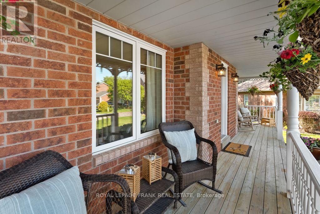 












20 GALLOWAY CRESCENT

,
Uxbridge,




Ontario
L9P1W8

