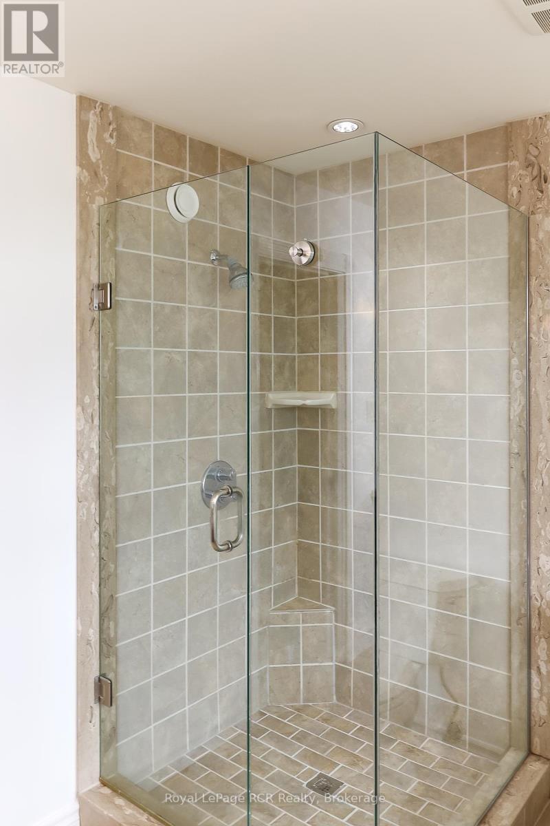 












82 STANLEY STREET

,
Collingwood,




Ontario
L9Y0G7

