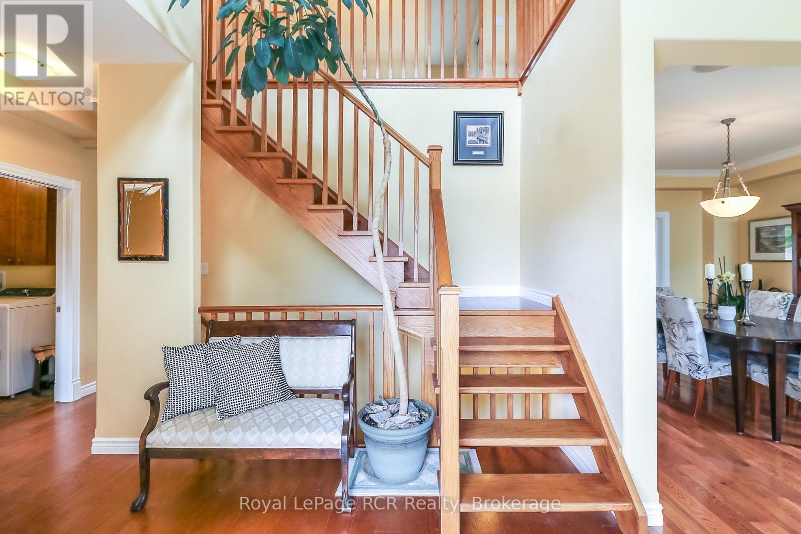 












82 STANLEY STREET

,
Collingwood,




Ontario
L9Y0G7

