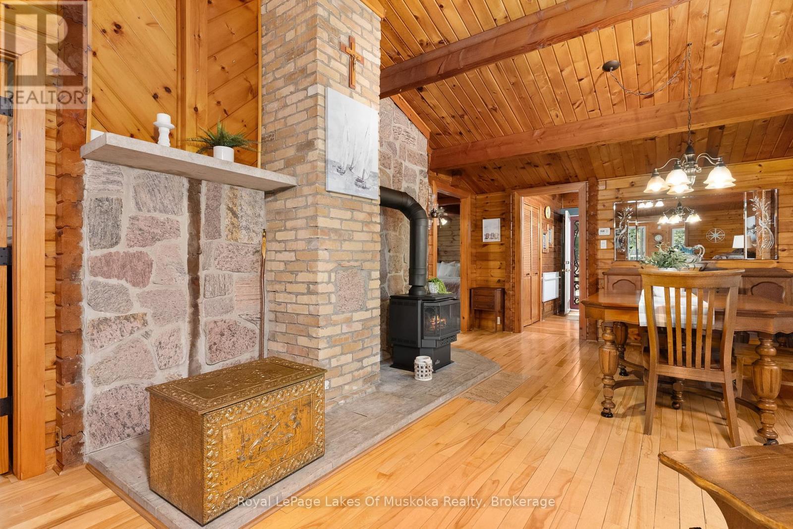 












71 VICTORIA STREET

,
Magnetawan,




Ontario
P0A1P0

