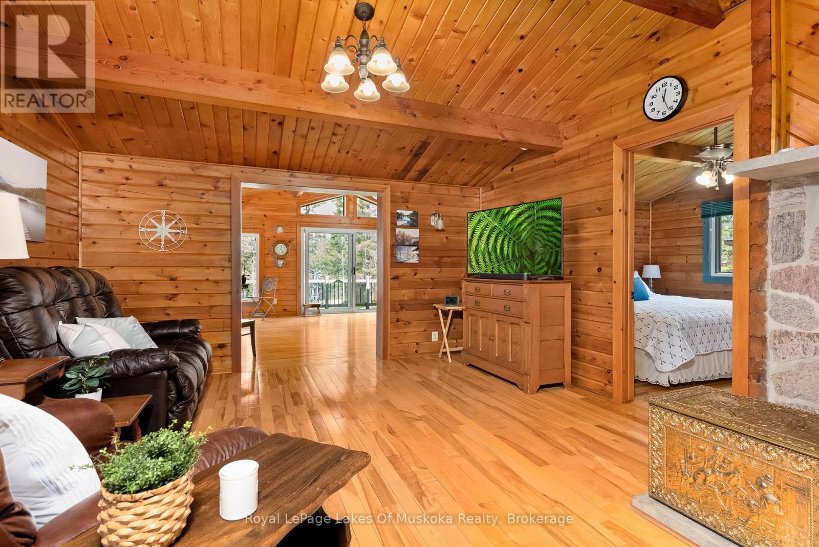 












71 VICTORIA STREET

,
Magnetawan,




Ontario
P0A1P0

