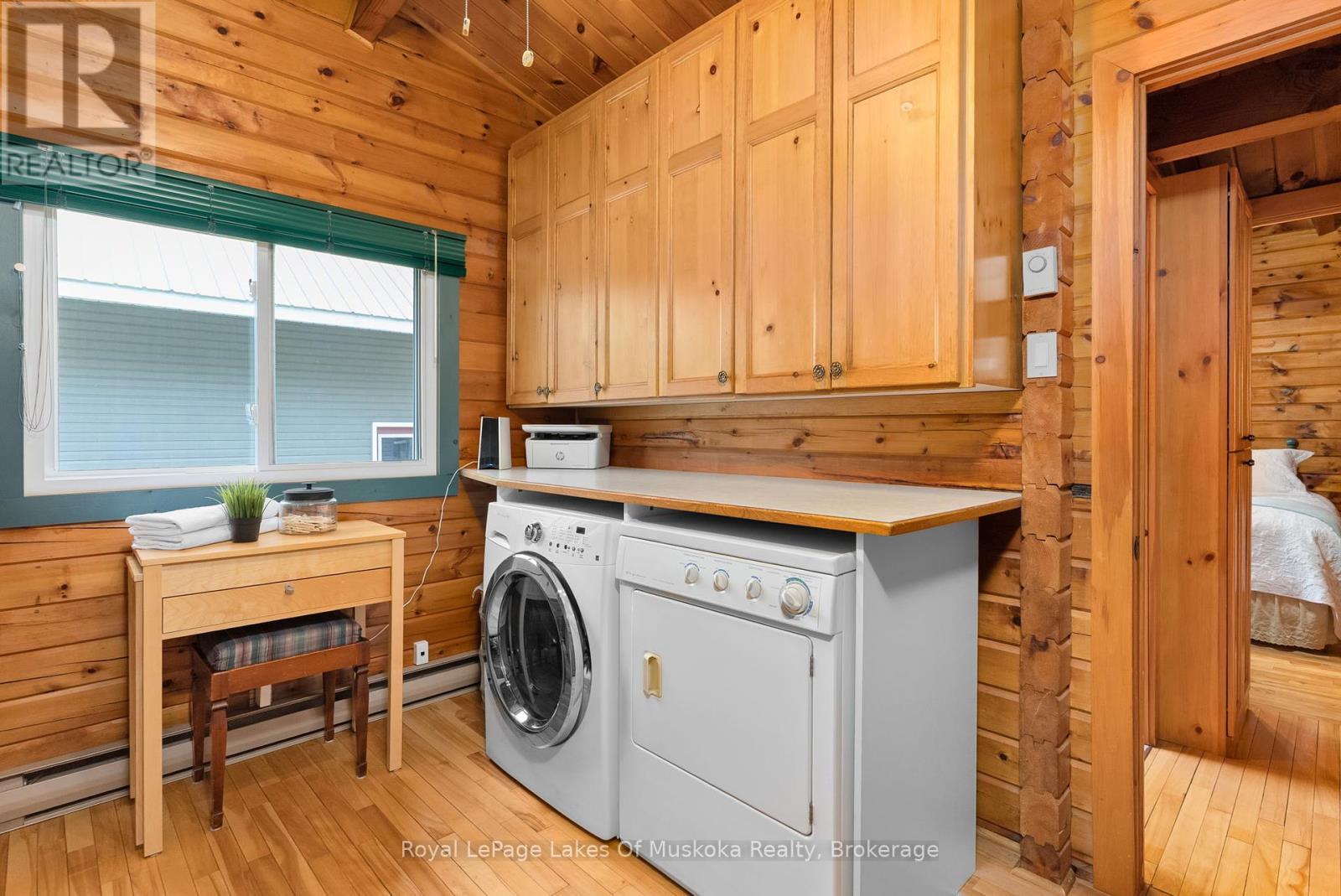 












71 VICTORIA STREET

,
Magnetawan,




Ontario
P0A1P0

