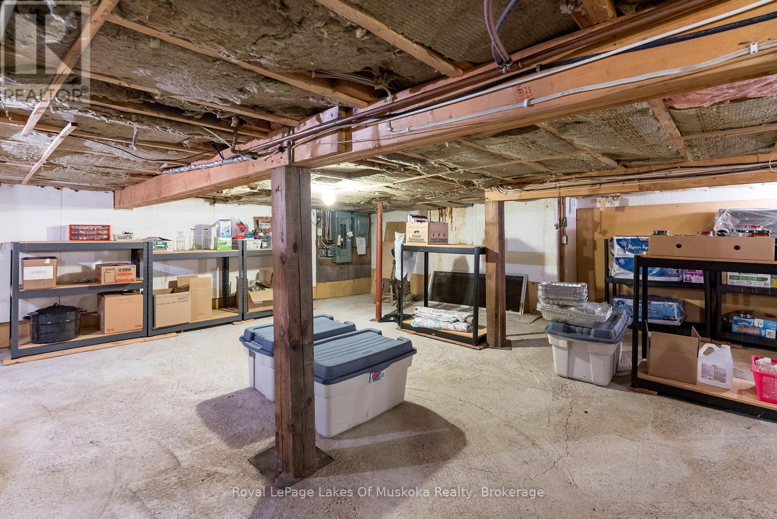 












71 VICTORIA STREET

,
Magnetawan,




Ontario
P0A1P0

