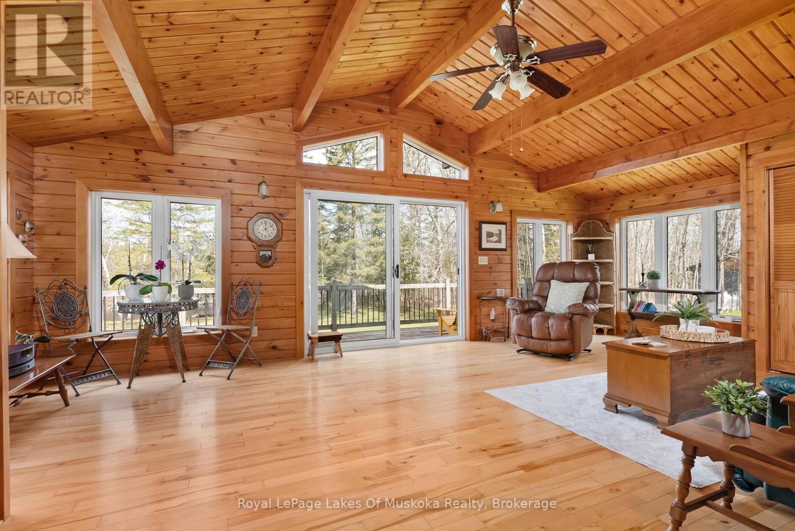 












71 VICTORIA STREET

,
Magnetawan,




Ontario
P0A1P0

