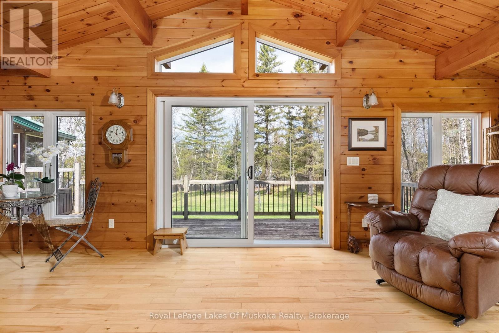 












71 VICTORIA STREET

,
Magnetawan,




Ontario
P0A1P0

