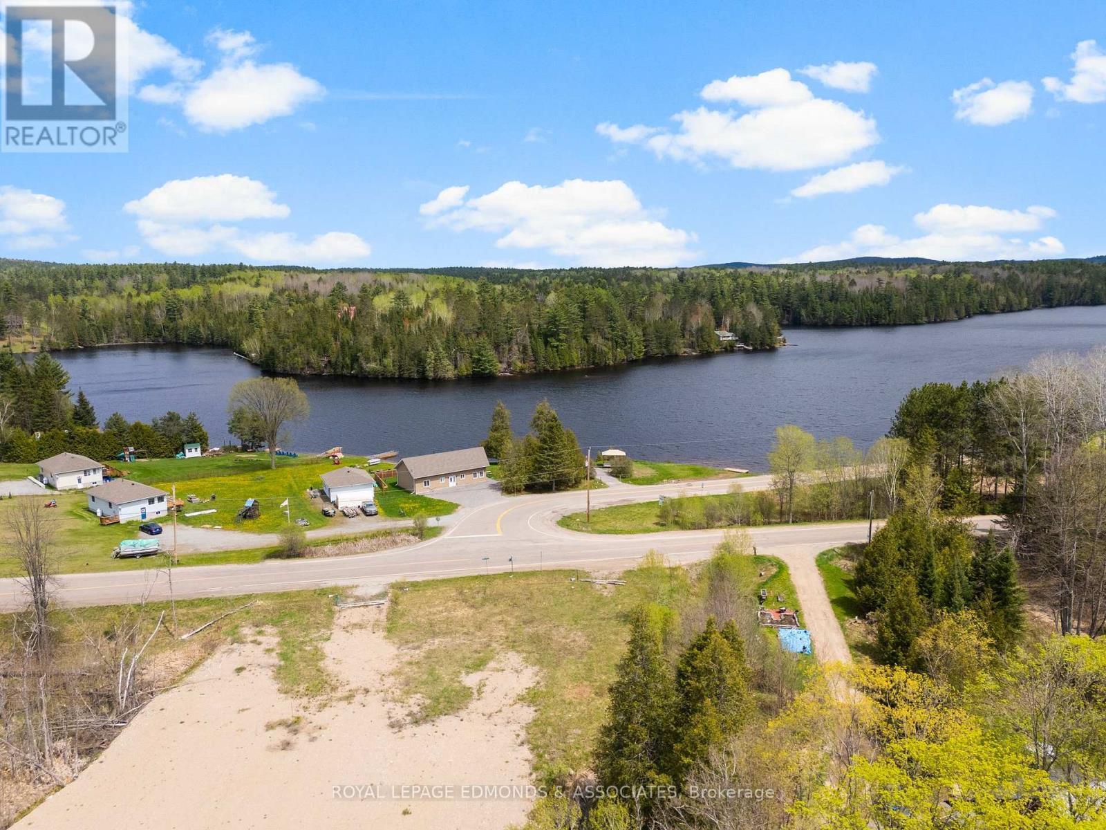 












LT 4 MATAWATCHAN ROAD

,
Greater Madawaska,







Ontario
K0J2R0

