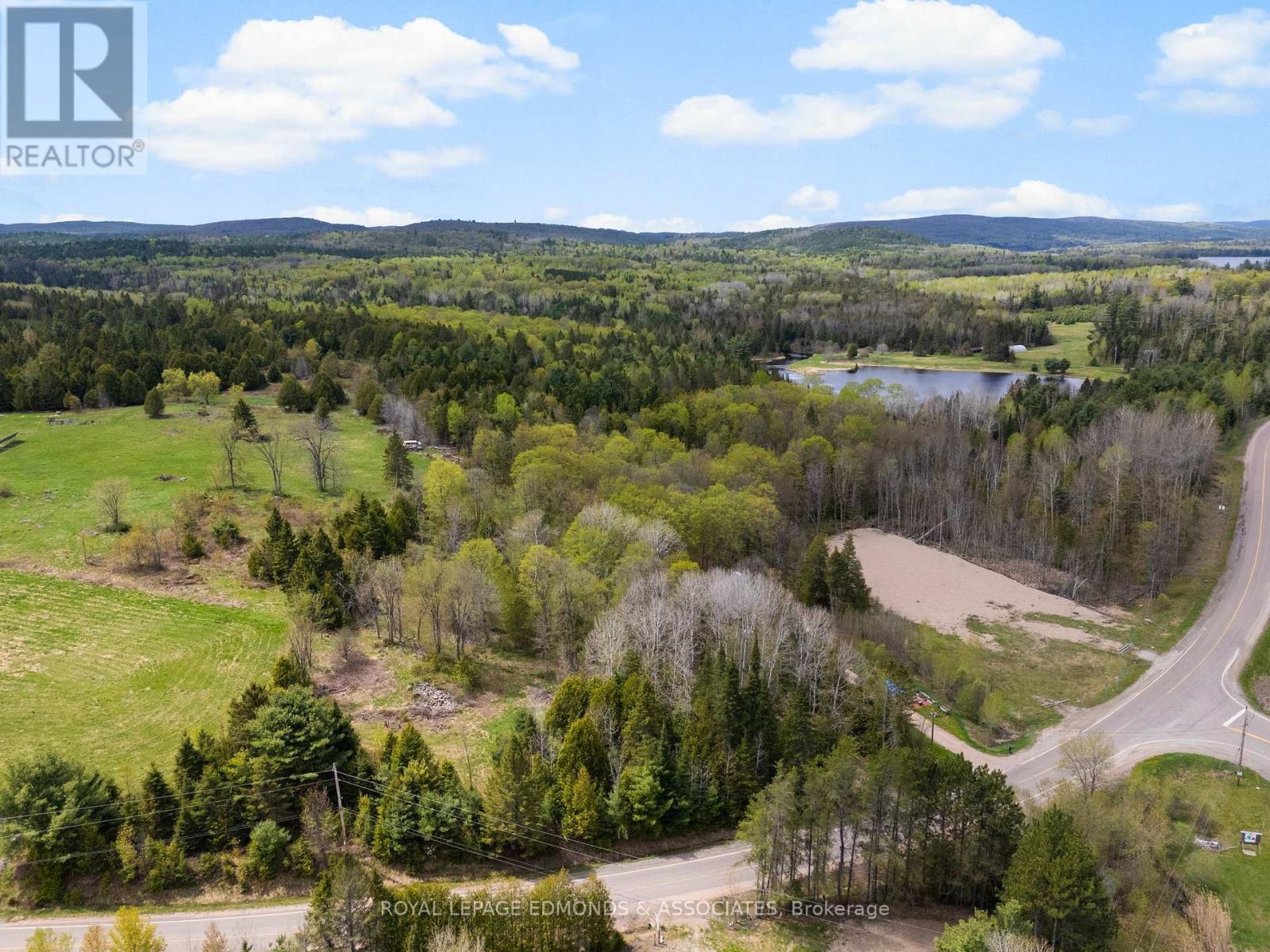 












LT 6 MATAWATCHAN ROAD

,
Greater Madawaska,







Ontario
K0J2R0

