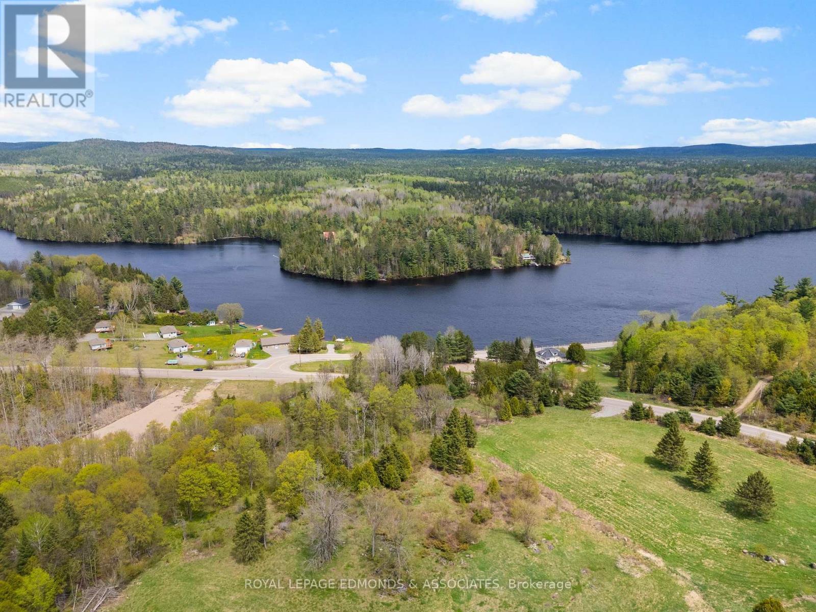 












LT 6 MATAWATCHAN ROAD

,
Greater Madawaska,







Ontario
K0J2R0

