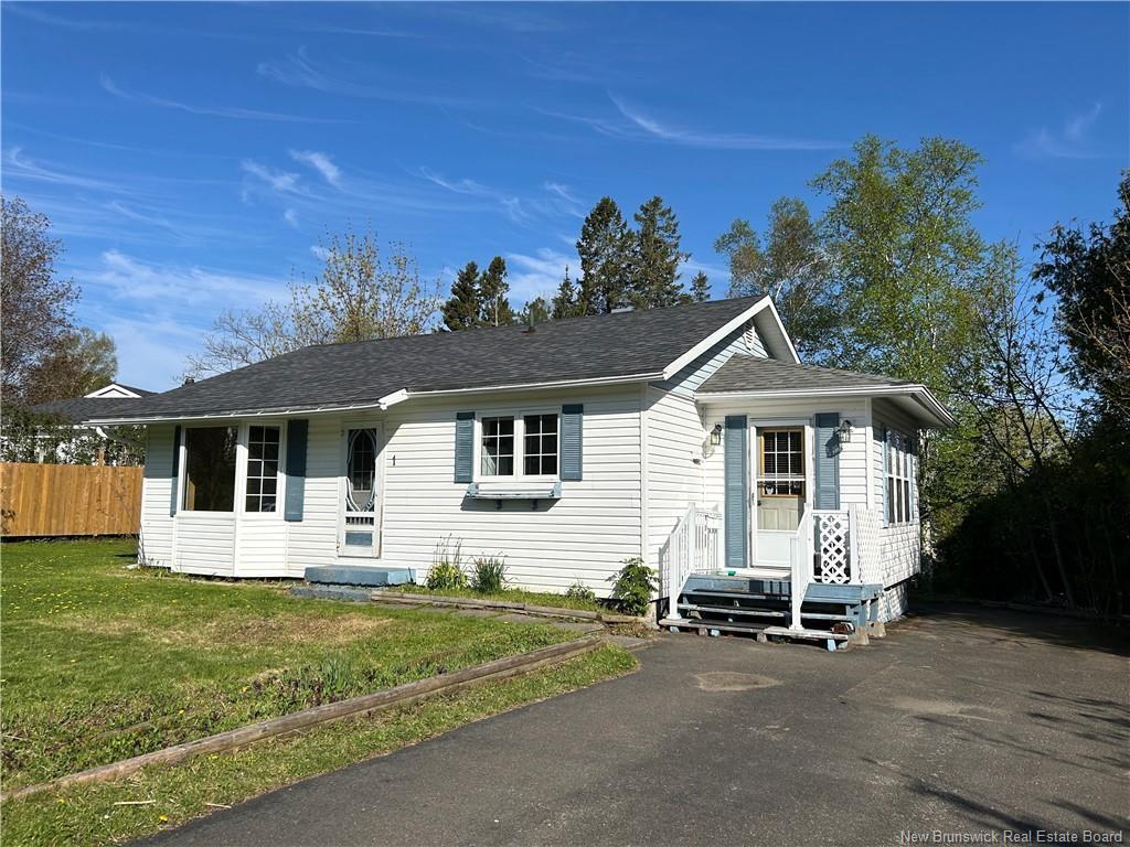 









1


Robin

DR,
Fredericton,




NB
E3C 1K6

