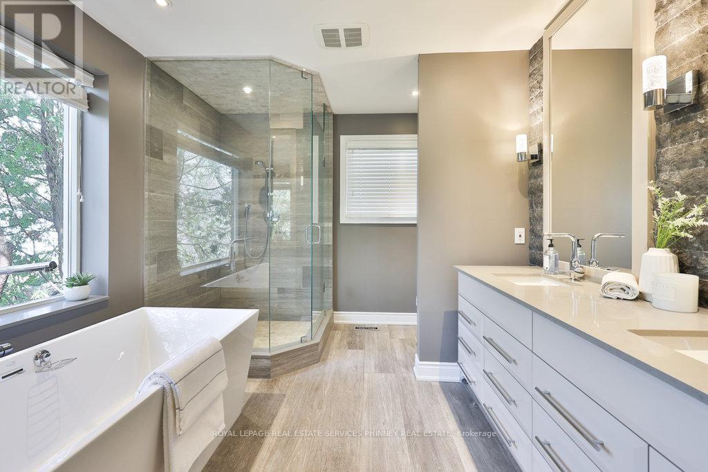 












1292 CONTOUR DRIVE

,
Mississauga,




Ontario
L5H1B2


