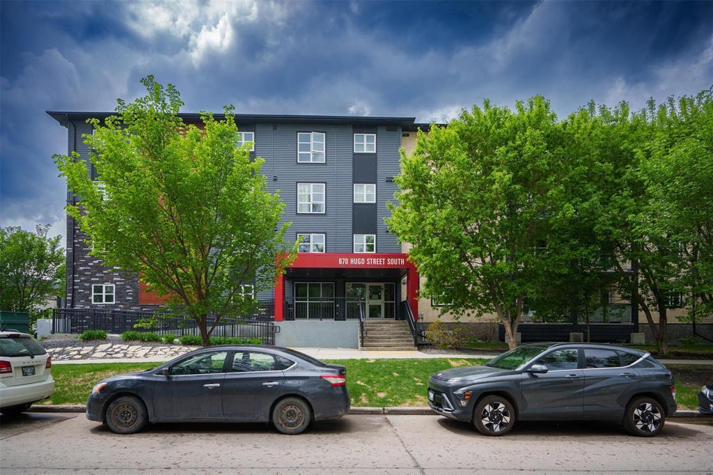 












302 670 Hugo Street S

,
Winnipeg,




Manitoba
R3L0P8

