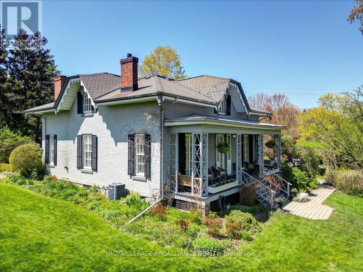 












89 DORSET STREET W

,
Port Hope,




Ontario
L1A1G3

