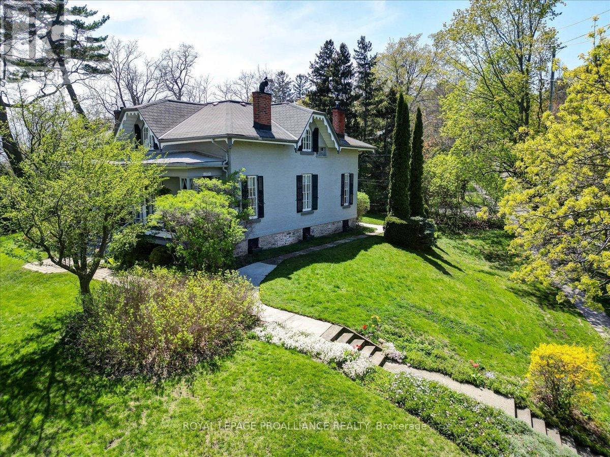 












89 DORSET STREET W

,
Port Hope,




Ontario
L1A1G3

