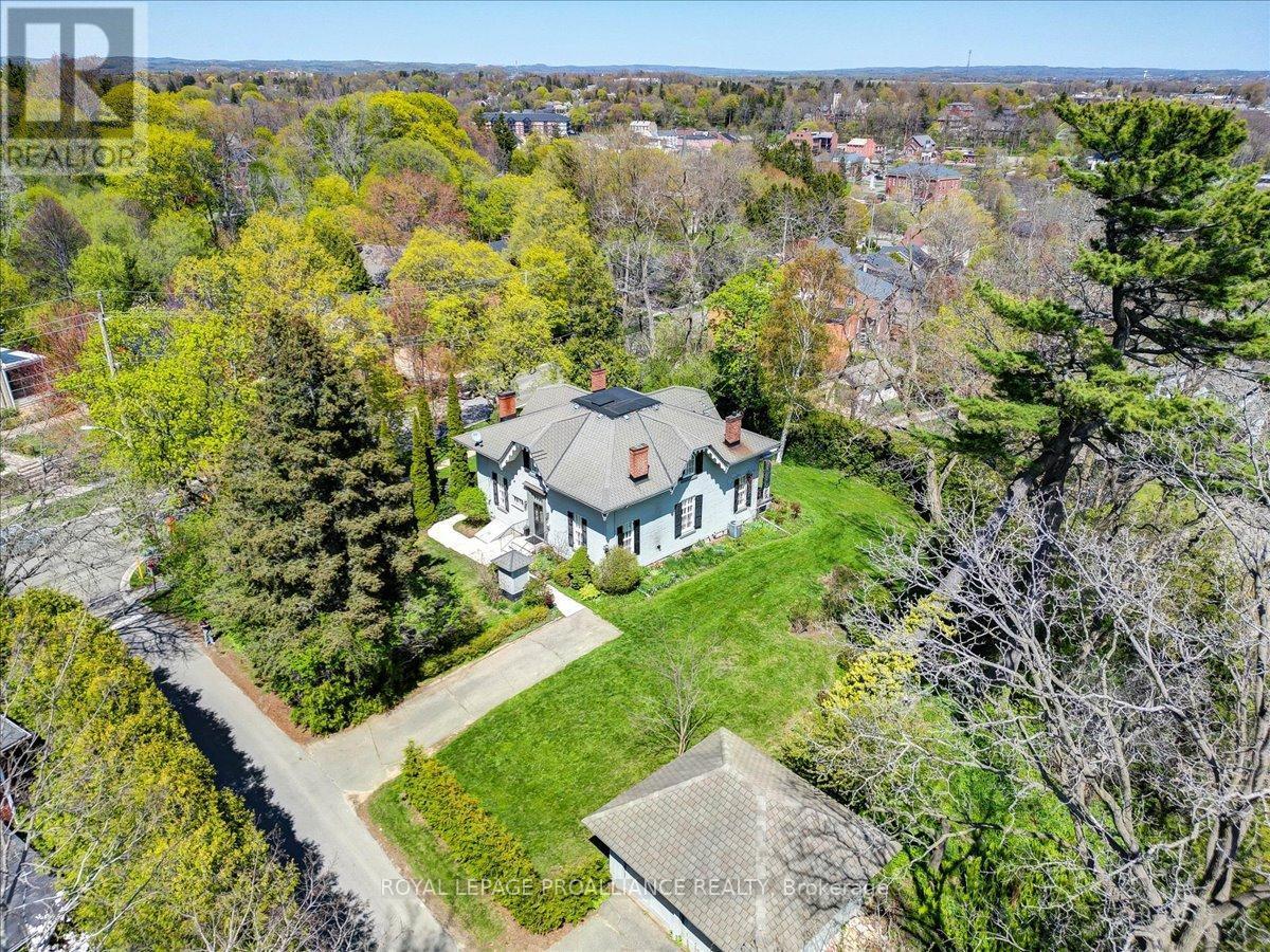 












89 DORSET STREET W

,
Port Hope,




Ontario
L1A1G3

