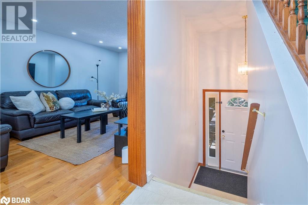












700 CHAMPLAIN Boulevard Unit# 2

,
Cambridge,




Ontario
N1R8K1

