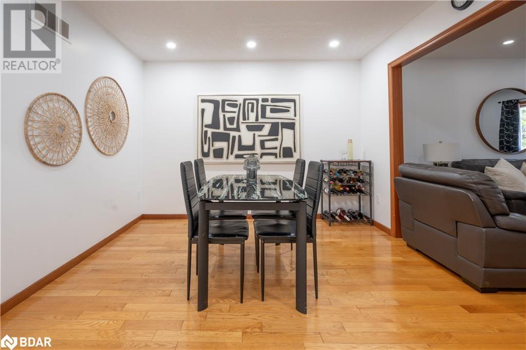 












700 CHAMPLAIN Boulevard Unit# 2

,
Cambridge,




Ontario
N1R8K1

