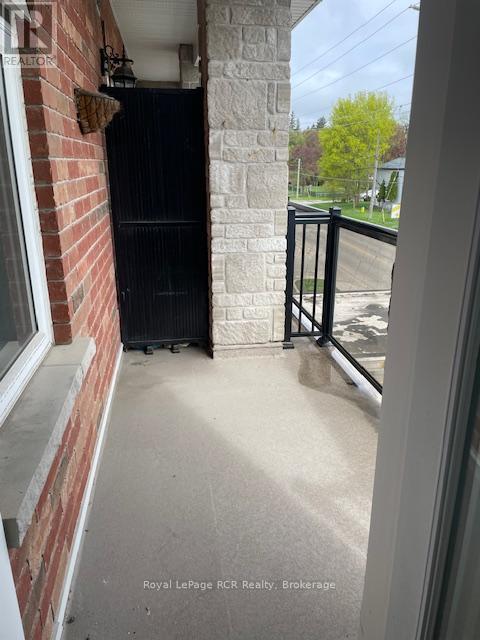 












305 - 245 SCOTLAND STREET

,
Centre Wellington (Fergus),




Ontario
N1M0B5

