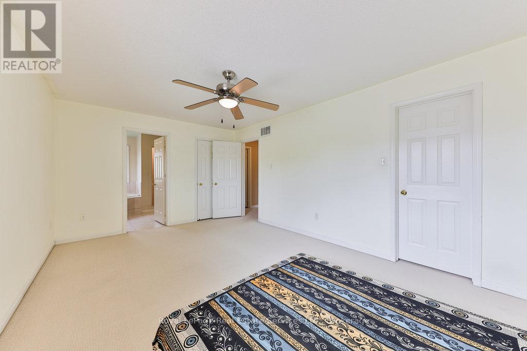 












1332 SAGEWOOD CRESCENT

,
Oakville (WT West Oak Trails),




Ontario
L6M4A4

