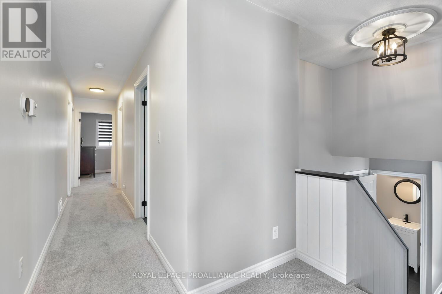 












11 JUDY PLACE

,
Edwardsburgh/Cardinal,




Ontario
K0E1E0

