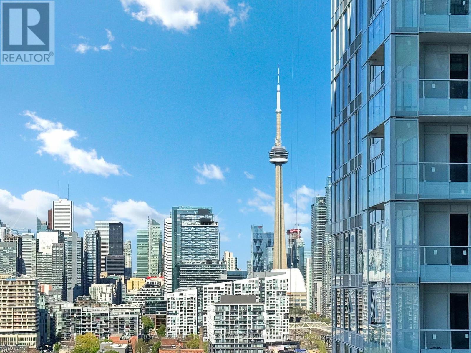 












2219 - 19 WESTERN BATTERY ROAD

,
Toronto,




Ontario
M6K3S4

