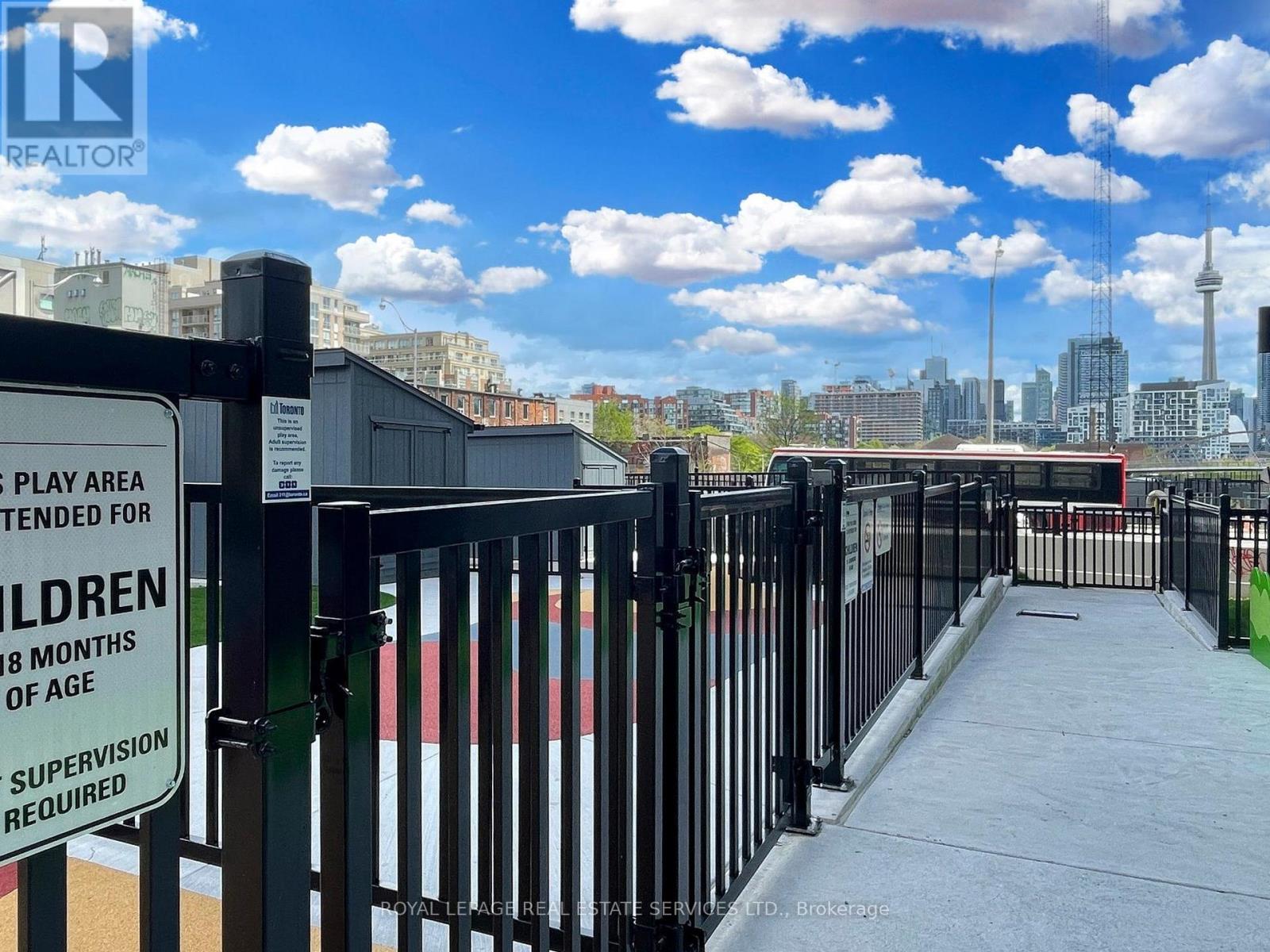 












2219 - 19 WESTERN BATTERY ROAD

,
Toronto,




Ontario
M6K3S4

