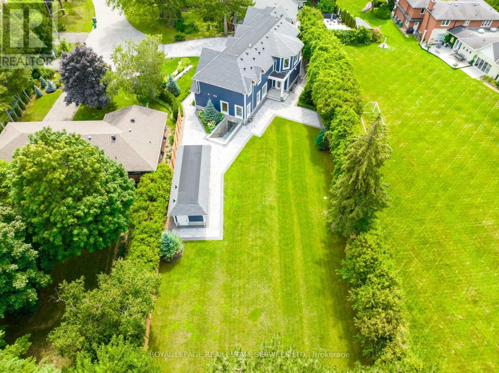












1618 DOGWOOD TRAIL

,
Mississauga,




Ontario
L5G3A5

