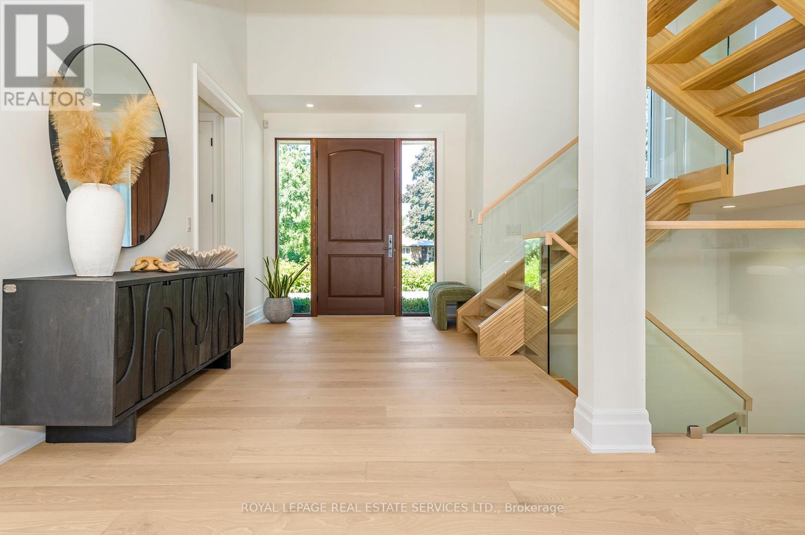 












1618 DOGWOOD TRAIL

,
Mississauga,




Ontario
L5G3A5

