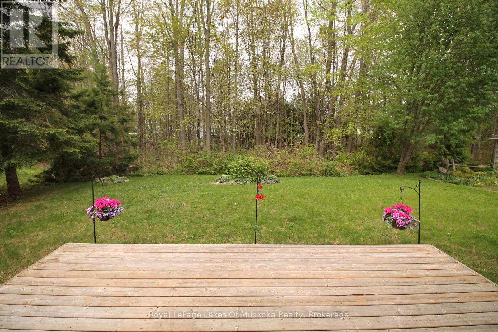 












30 HEDGEWOOD LANE

,
Gravenhurst (Muskoka (S)),




Ontario
P1P1Y8

