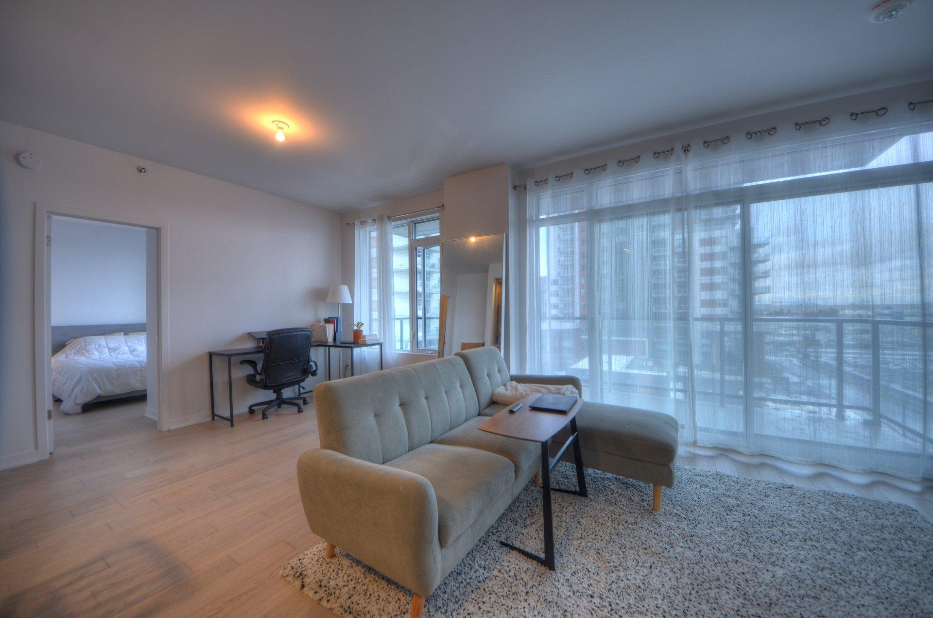 









700


Rue des Éclaircies

, 421,
Brossard,




QC
J4Z0P9

