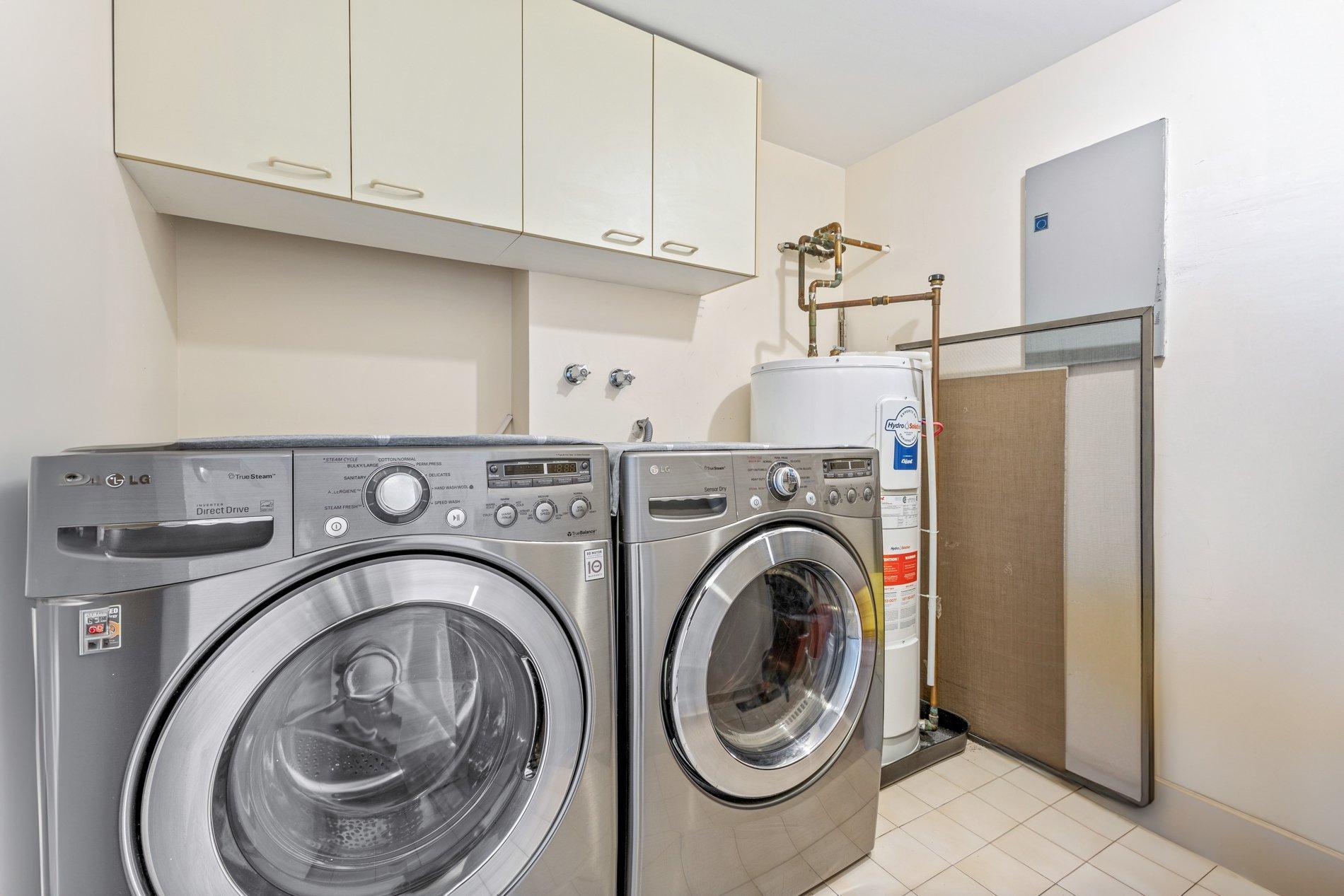 









2250


Boul. Thimens

, 604,
Montréal (Saint-Laurent),




QC
H4R2L3

