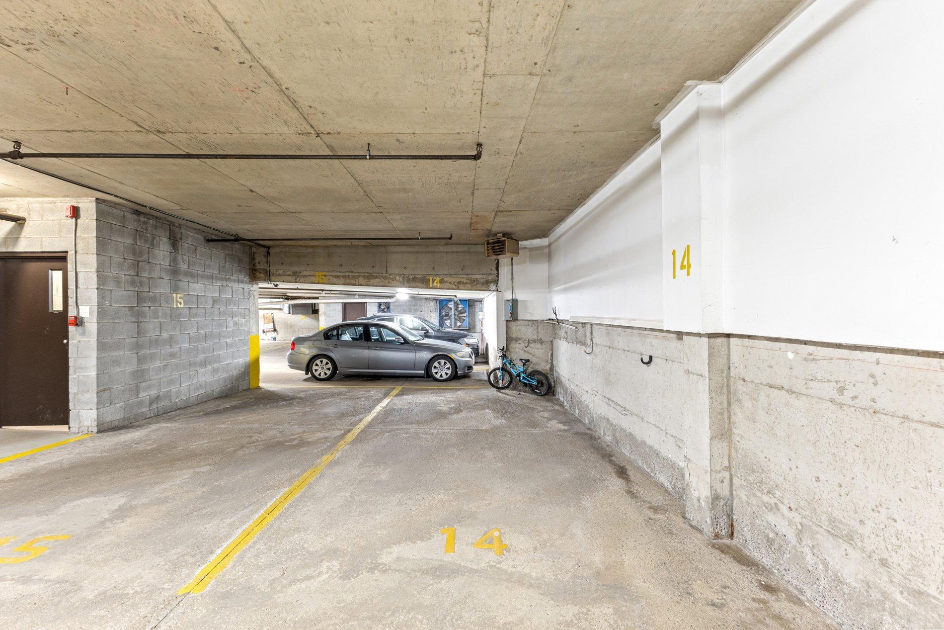 









2250


Boul. Thimens

, 604,
Montréal (Saint-Laurent),




QC
H4R2L3

